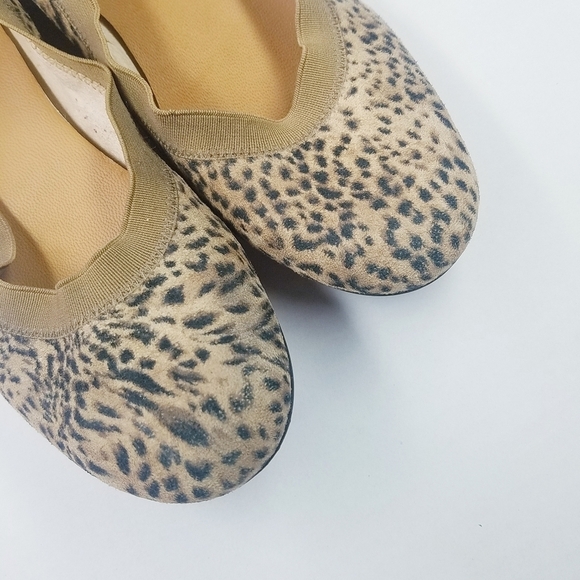 Stuart Weitzman | Suede Leopard Print Flats 10 - Picture 3 of 8